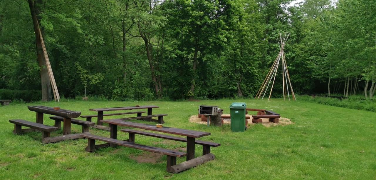 Turisticka Ubytovna Cakle Ústí nad Orlicí Esterno foto