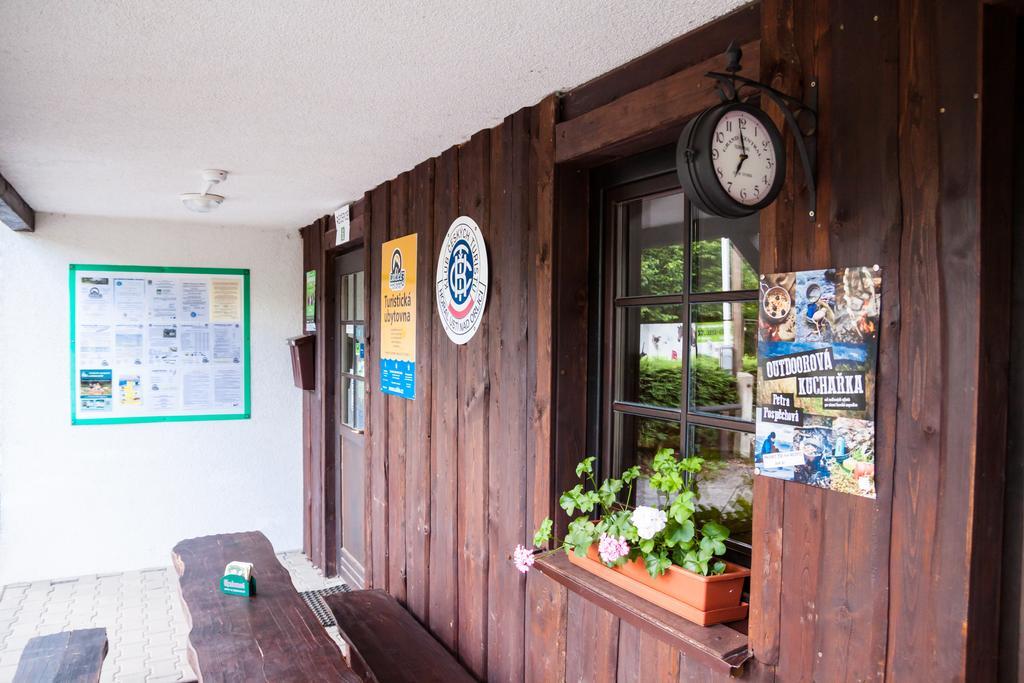 Turisticka Ubytovna Cakle Ústí nad Orlicí Esterno foto