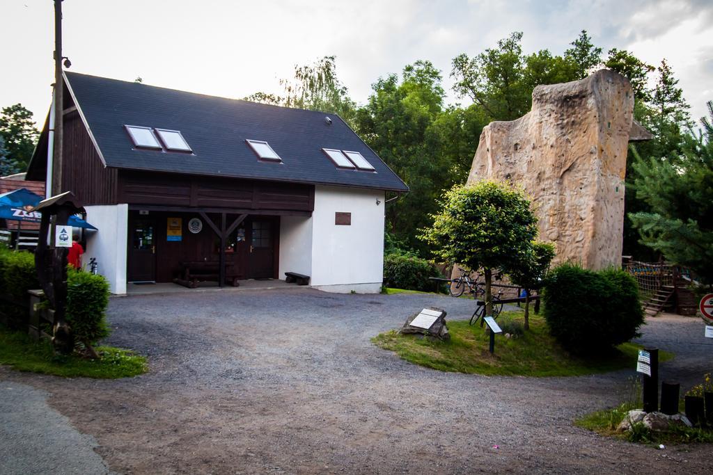 Turisticka Ubytovna Cakle Ústí nad Orlicí Esterno foto